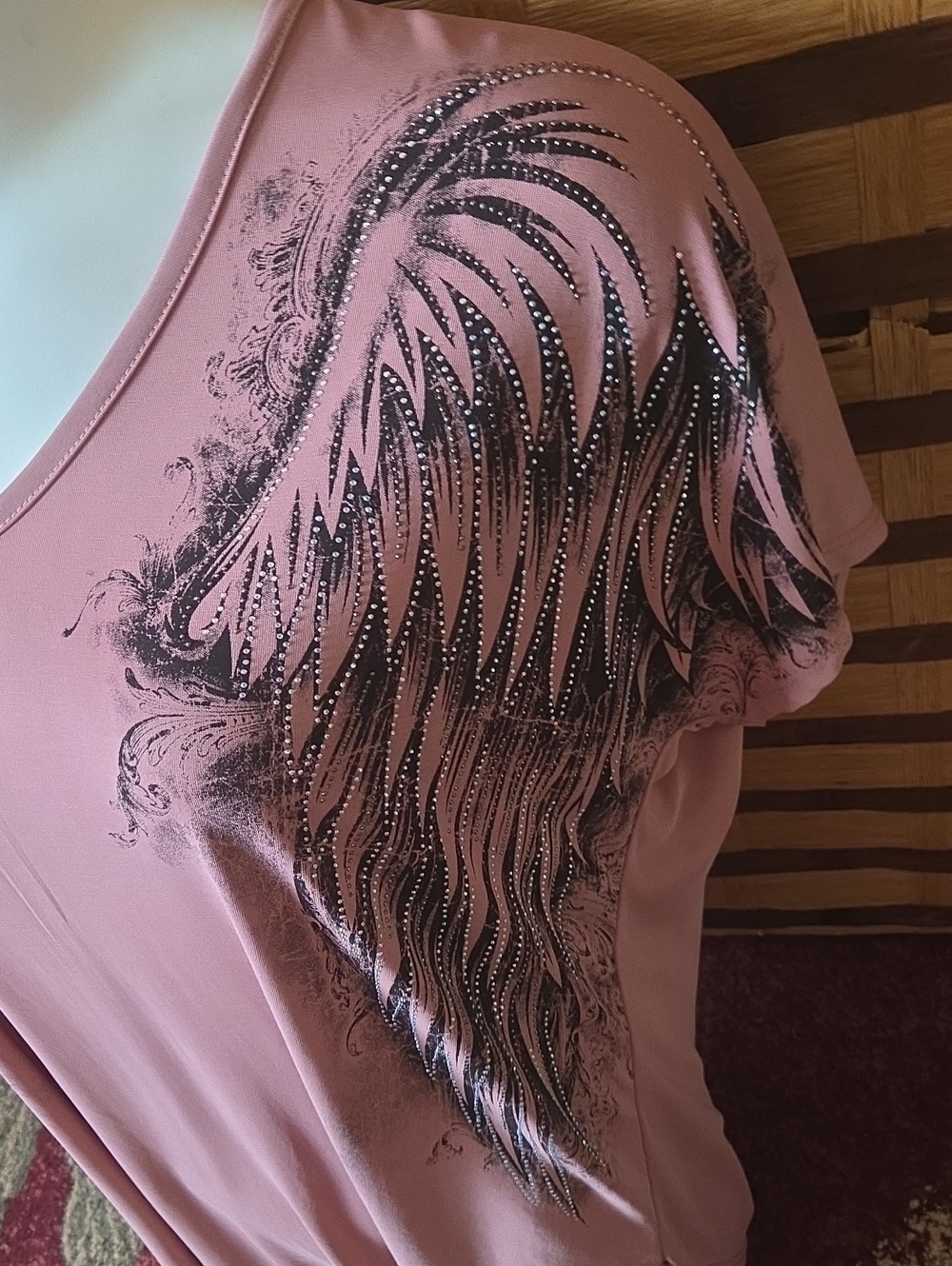 NWOT!  VocalSoft Pink V-Neck Crystal Angel Wing Short Sleeve Top